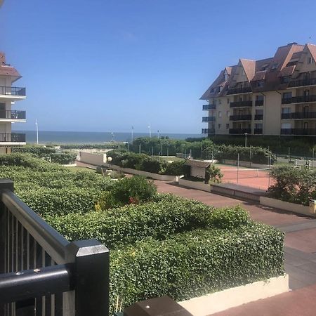 Studio In Front Of Marcel Proust Promenade Cabourg Luaran gambar