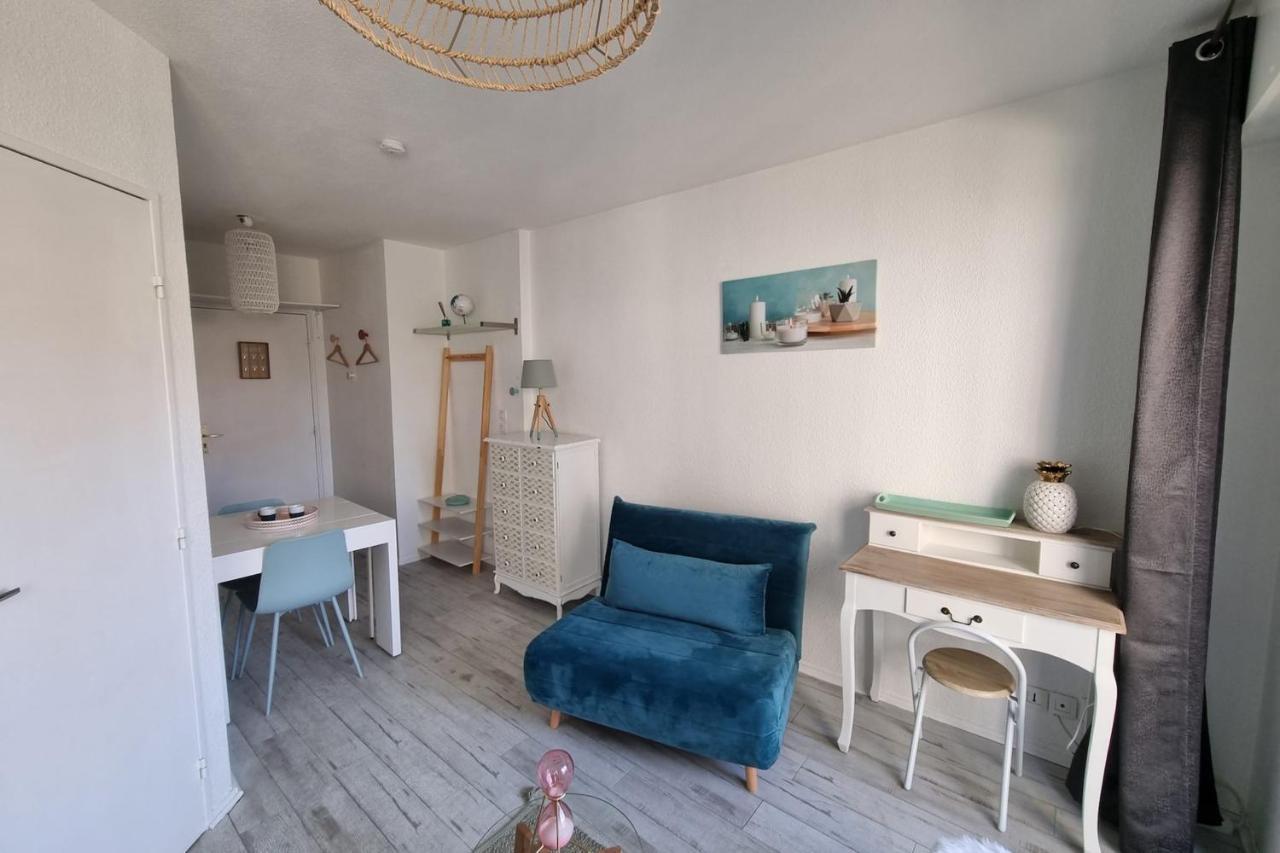 Studio In Front Of Marcel Proust Promenade Cabourg Luaran gambar